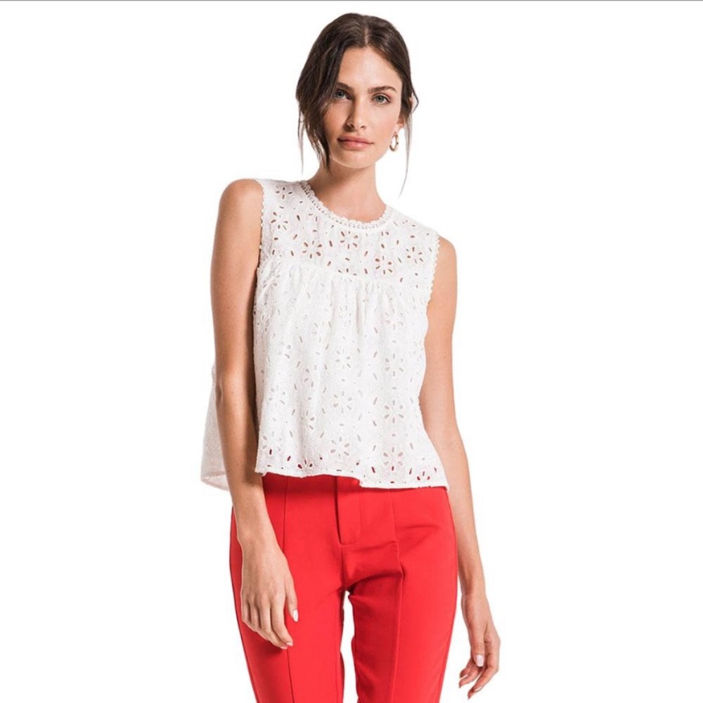 Black Swan Pearl Top